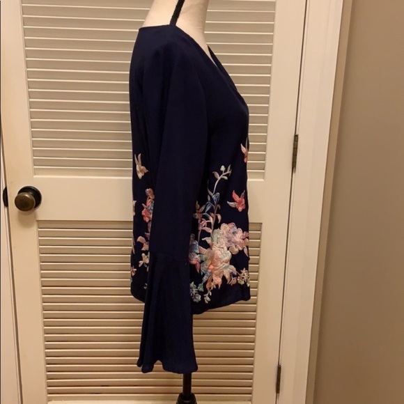 Karen Kane Embroidered Top in Navy - Picture 9 of 16